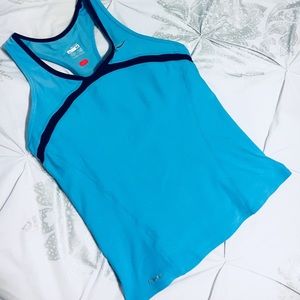 🏌🏼‍♀️Nike Dri Fit Performance Fitness Golf Top